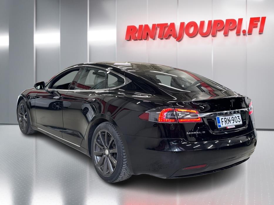 TESLA Model S 2018