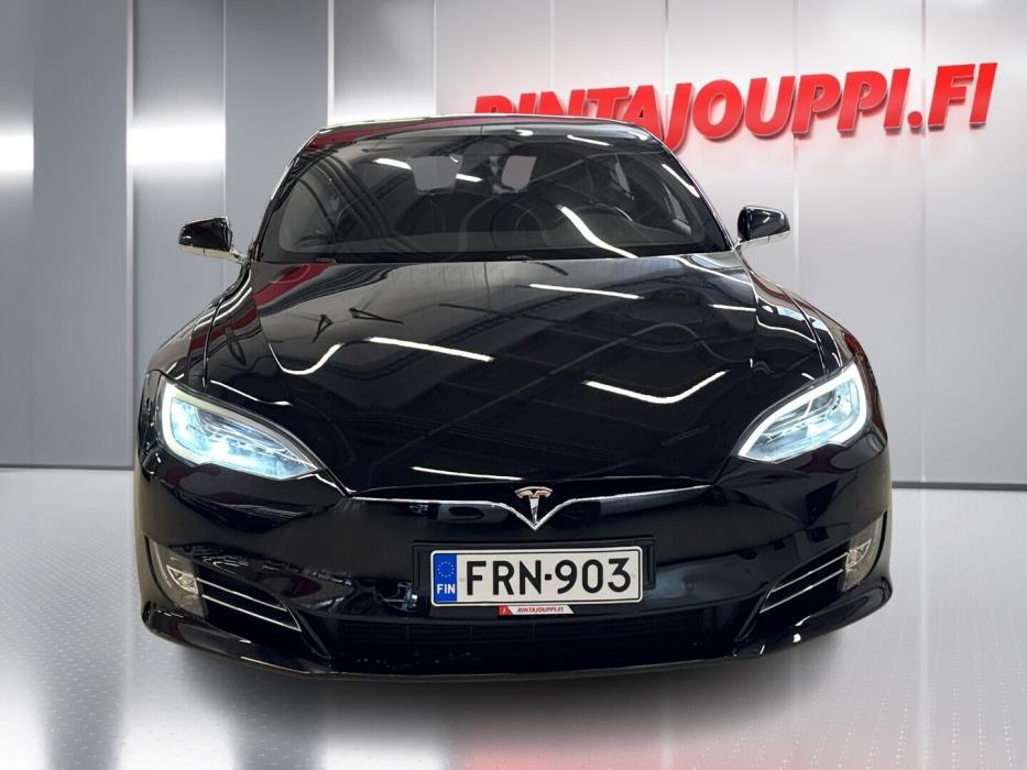 TESLA Model S 2018