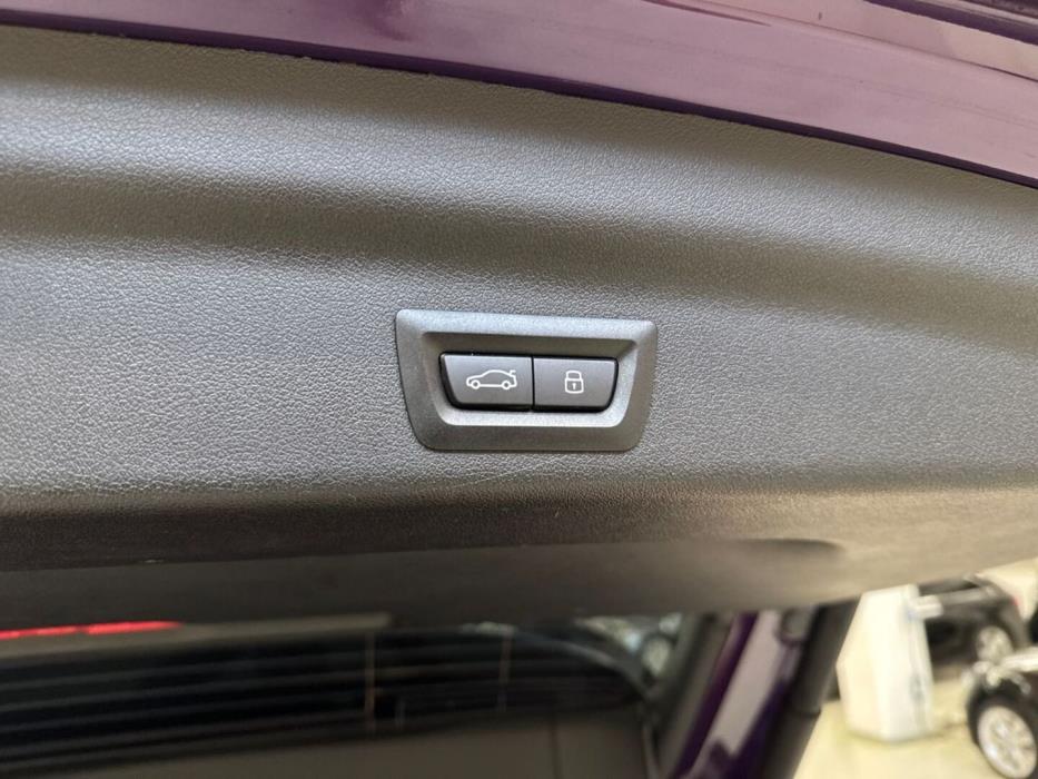 BMW iX1 2024