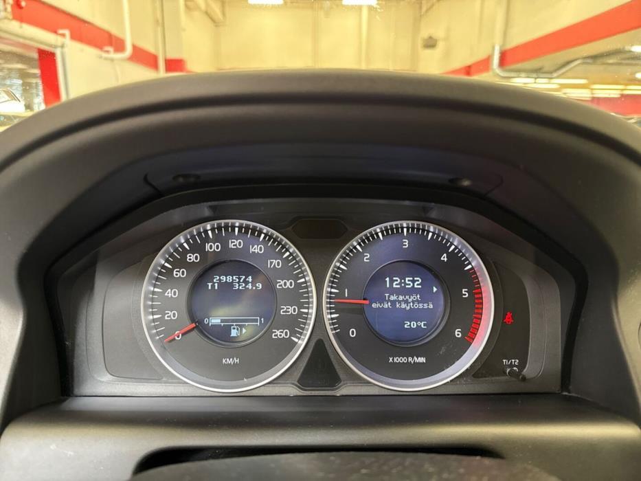 VOLVO XC60 2011
