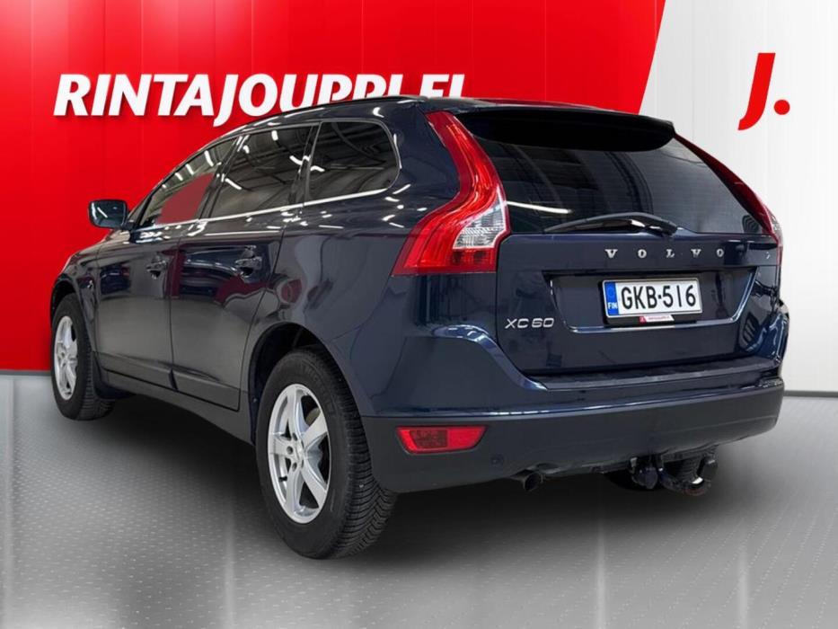 VOLVO XC60 2011