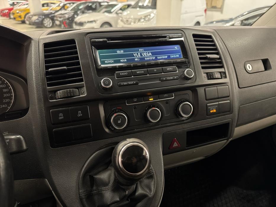 VOLKSWAGEN Transporter 2013