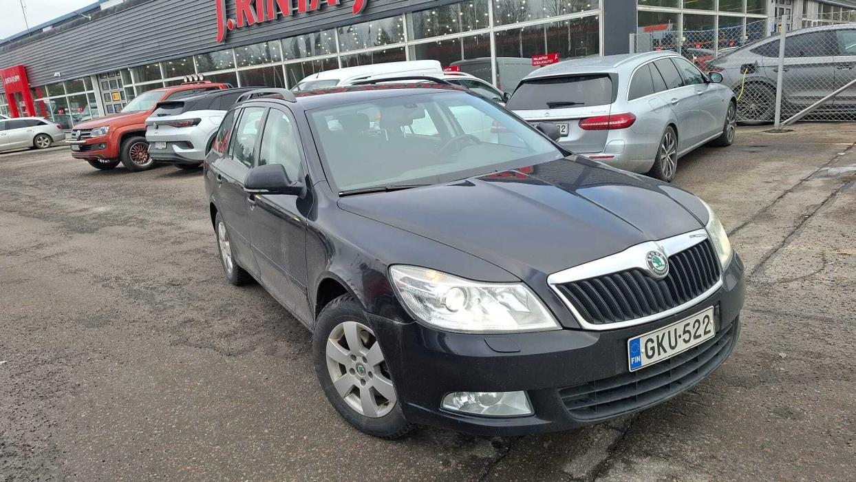 SKODA Octavia 2013