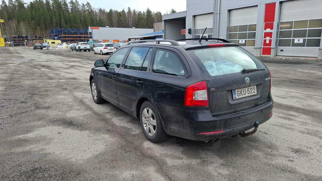 SKODA Octavia 2013