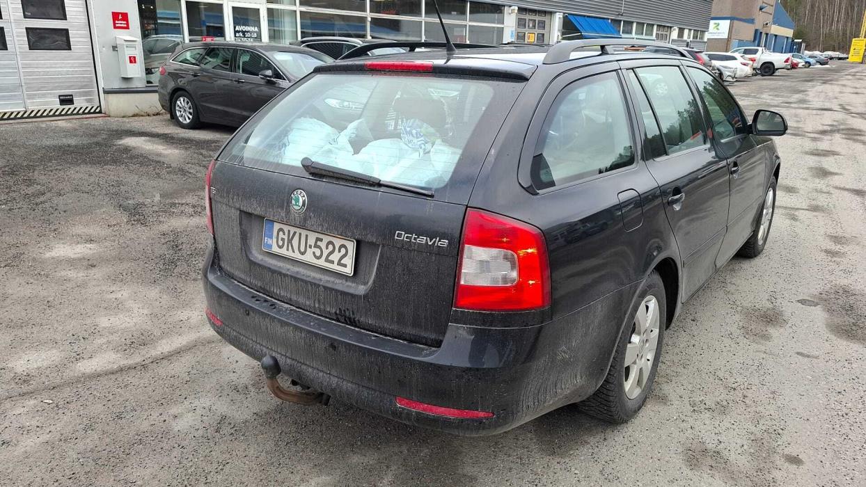 SKODA Octavia 2013
