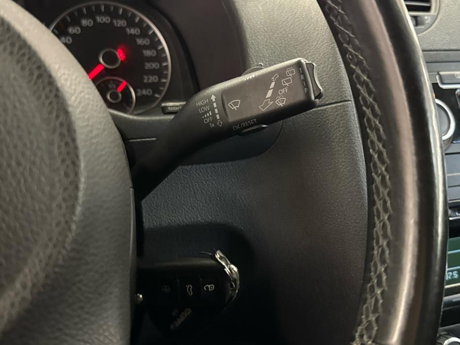 VOLKSWAGEN Caddy Maxi 2013