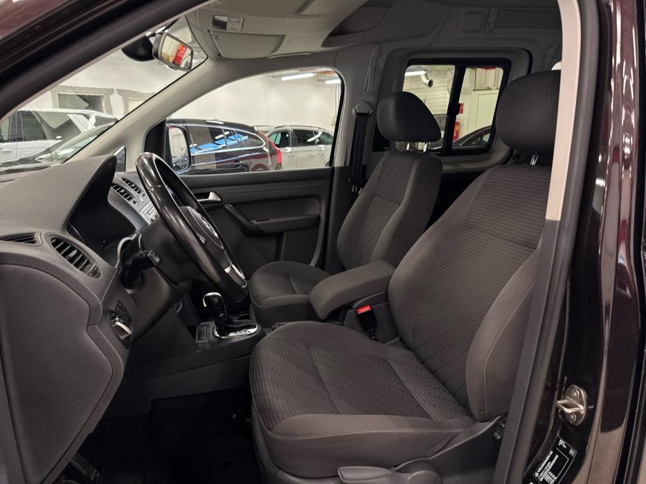 VOLKSWAGEN Caddy Maxi 2013