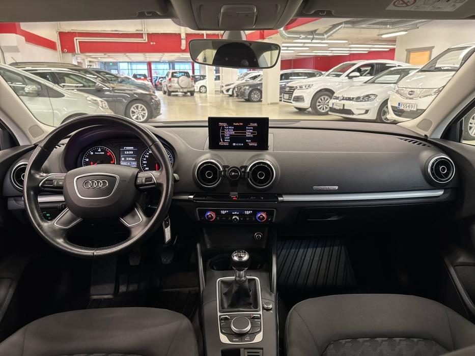 AUDI A3 2015