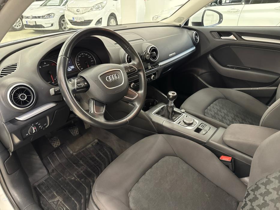AUDI A3 2015
