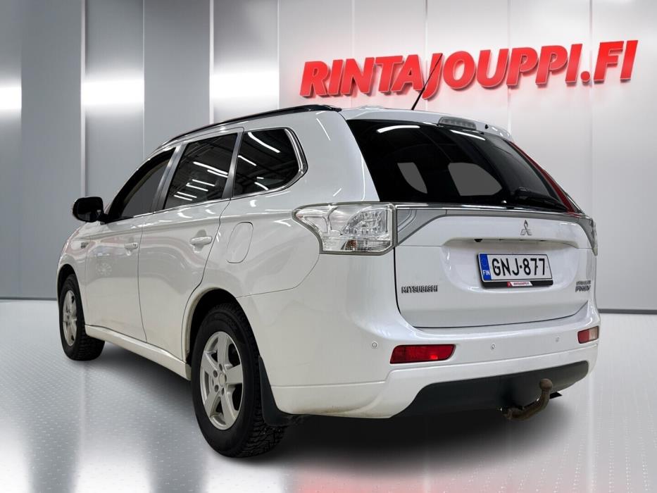 MITSUBISHI Outlander PHEV 2014