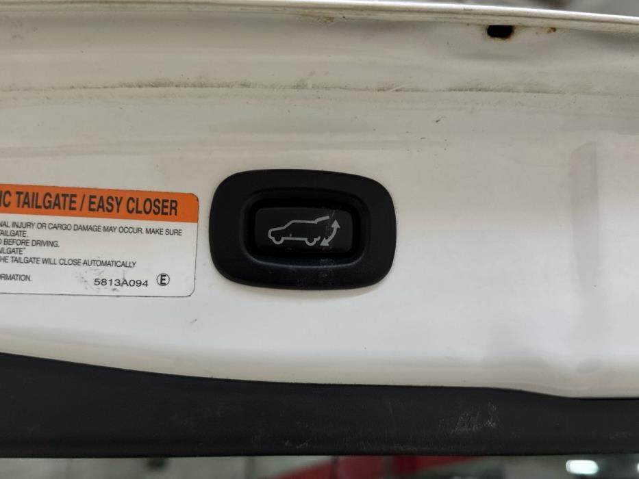 MITSUBISHI Outlander PHEV 2014