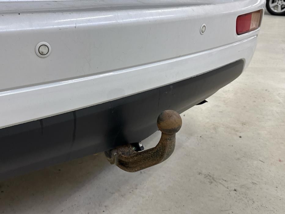 MITSUBISHI Outlander PHEV 2014