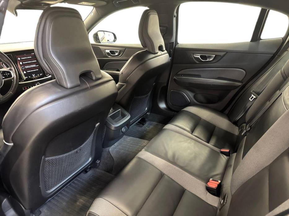 VOLVO S60 2021