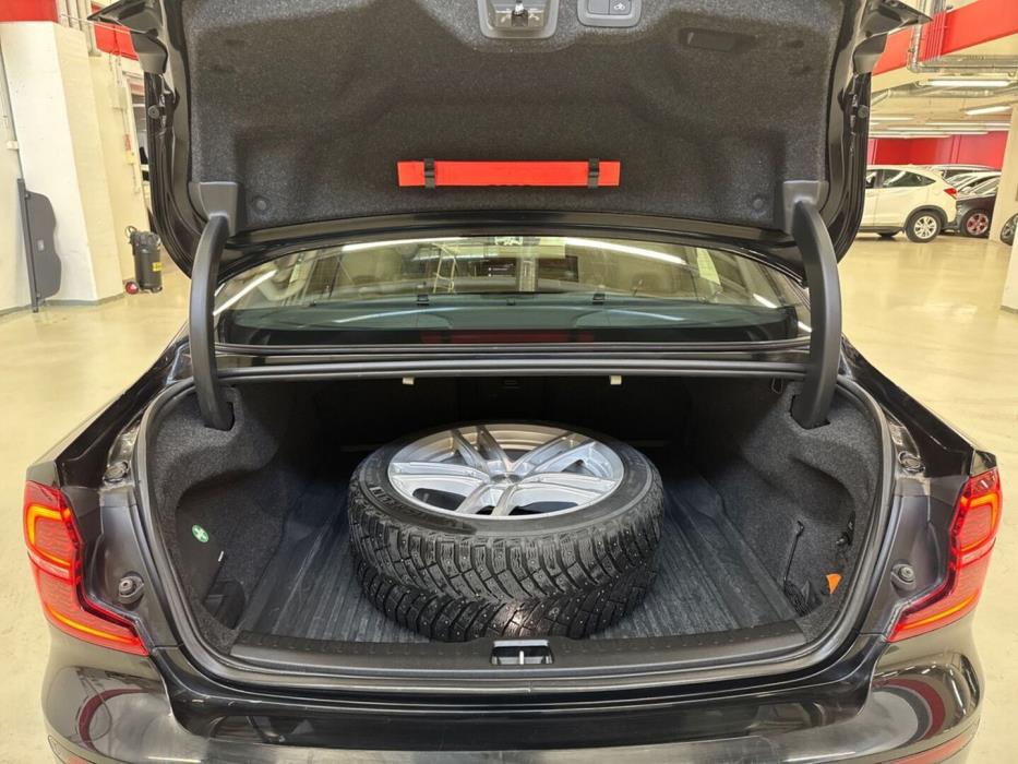 VOLVO S60 2021