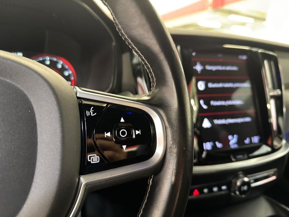 VOLVO S60 2021