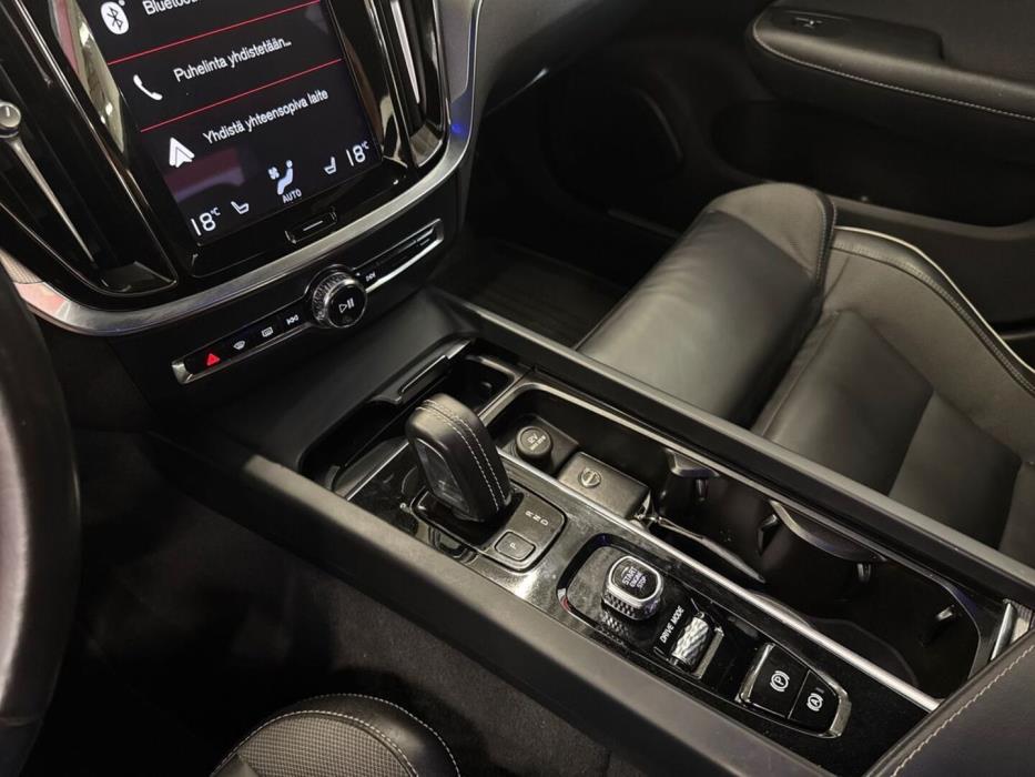 VOLVO S60 2021