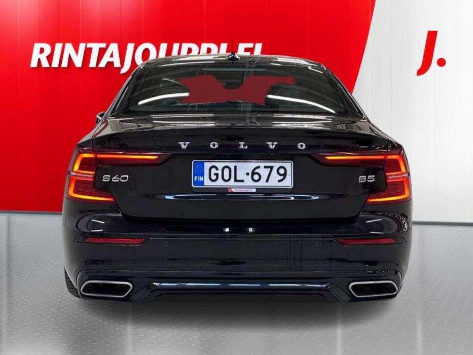 VOLVO S60 2021