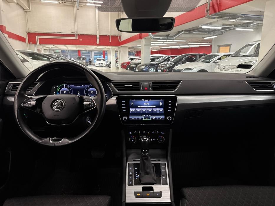 SKODA Superb 2021