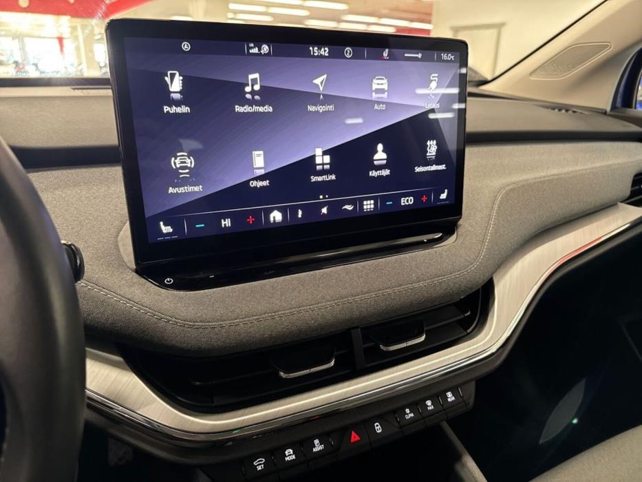 SKODA Enyaq 2022