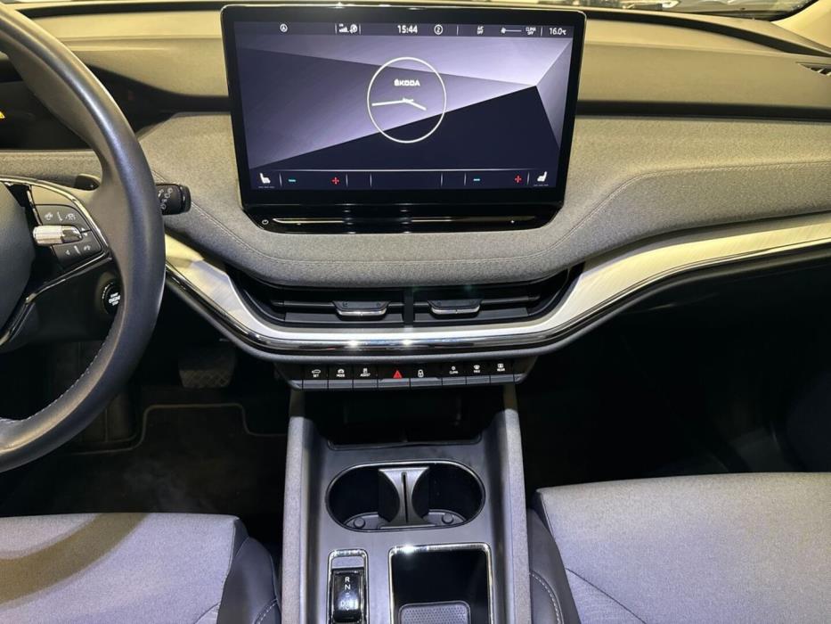 SKODA Enyaq 2022
