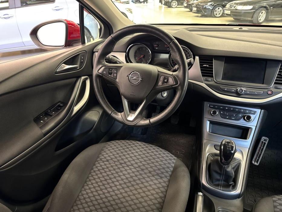 OPEL Astra 2021