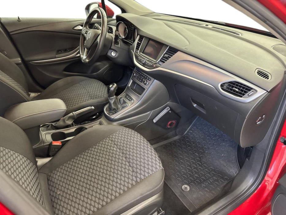 OPEL Astra 2021