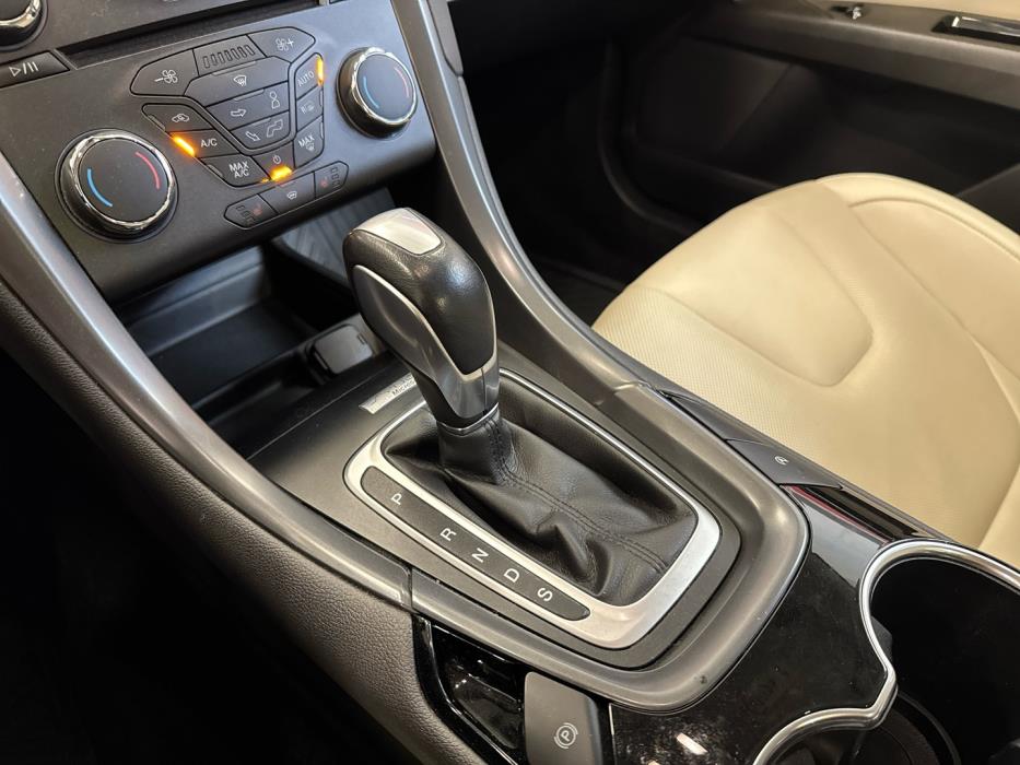 FORD Mondeo 2015