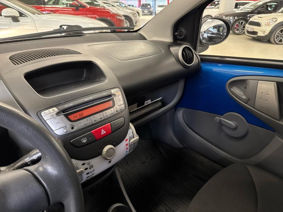 TOYOTA AYGO 2010