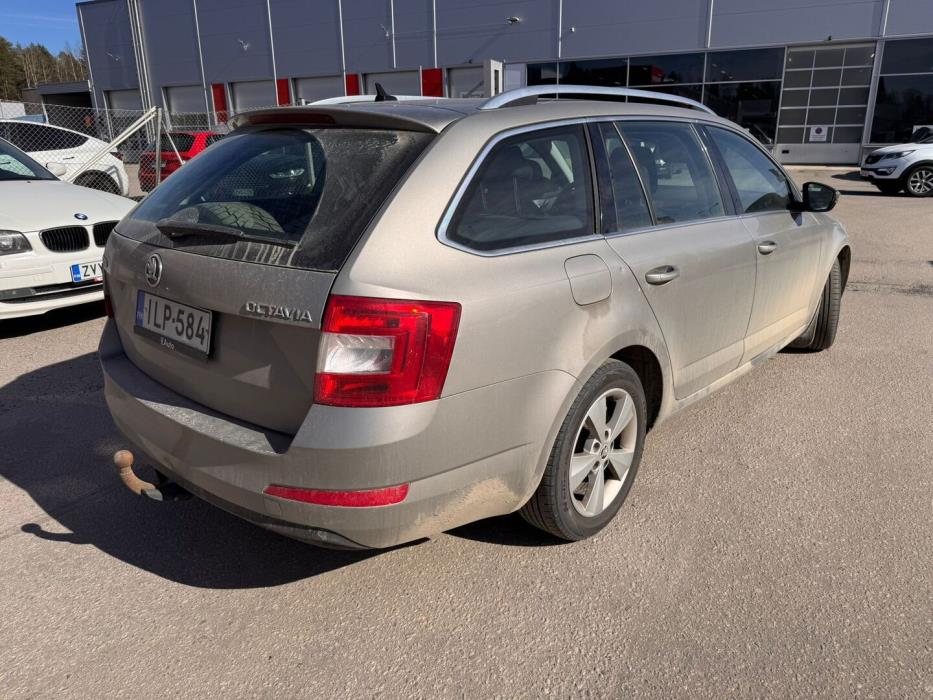 SKODA Octavia 2014