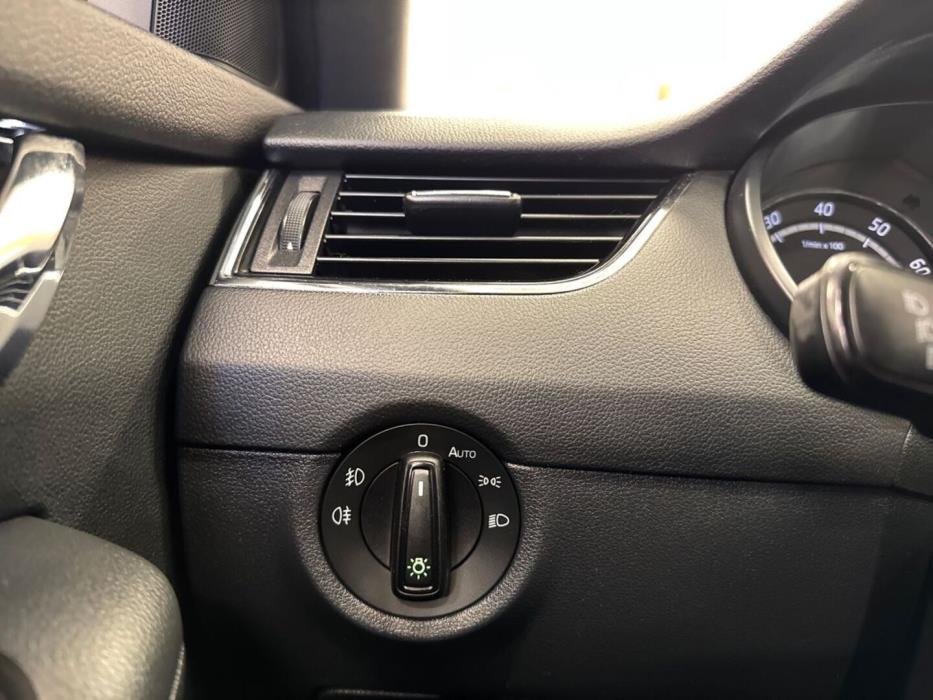 SKODA Octavia 2016