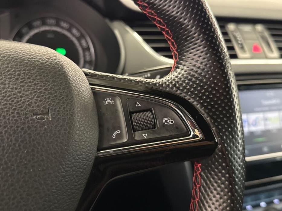 SKODA Octavia 2016