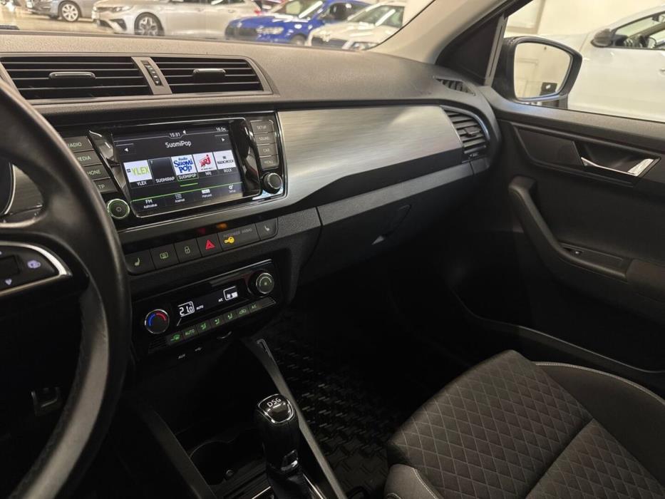 SKODA Fabia 2016