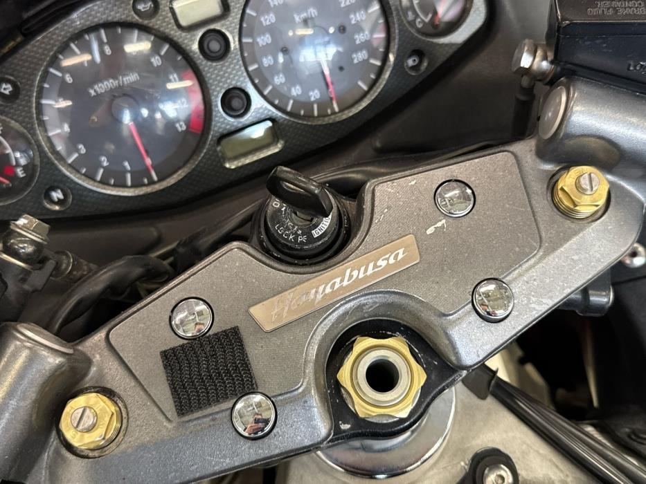SUZUKI GSX 2005