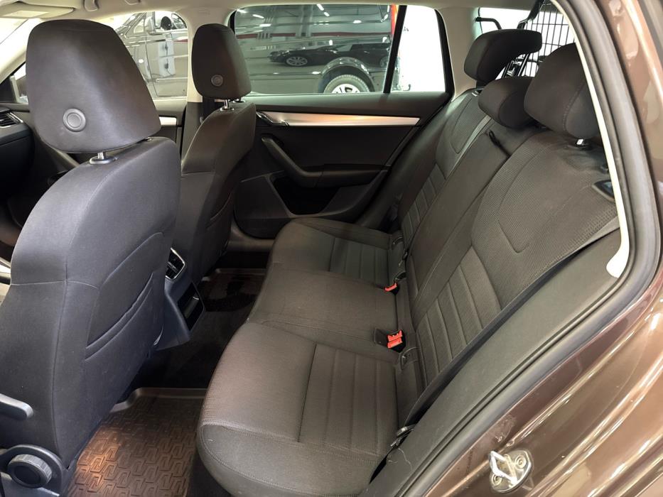 SKODA Octavia 2014