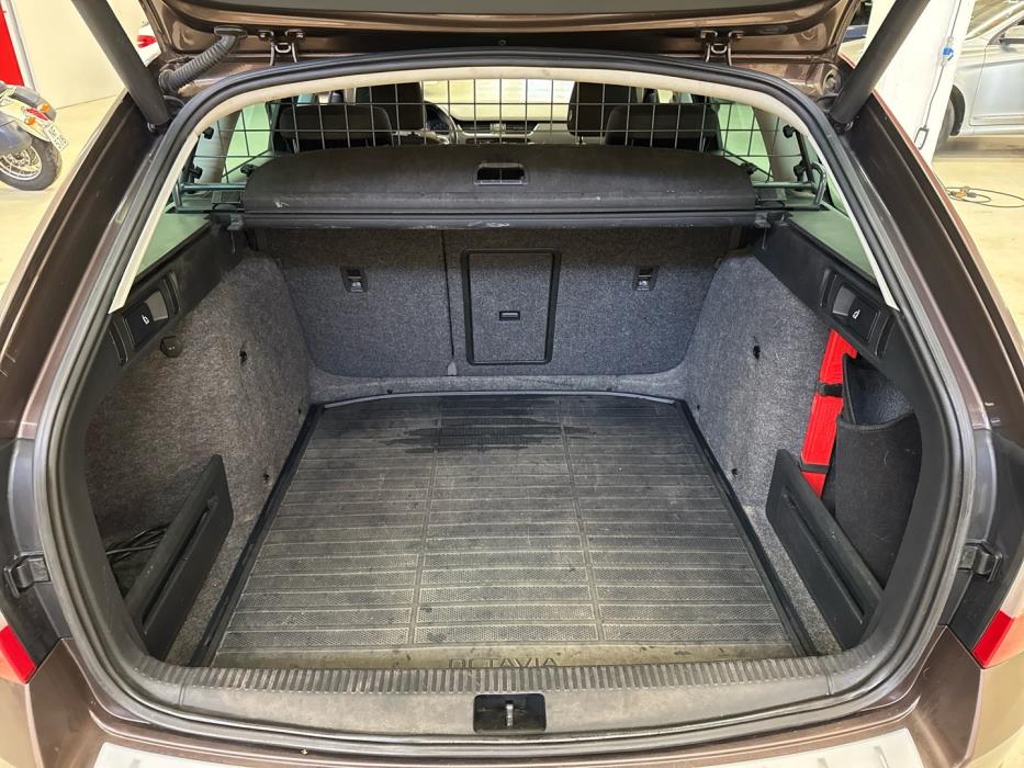 SKODA Octavia 2014