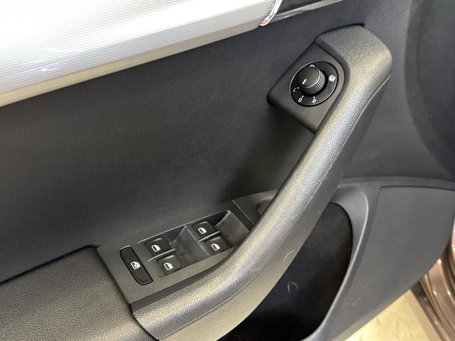 SKODA Octavia 2014