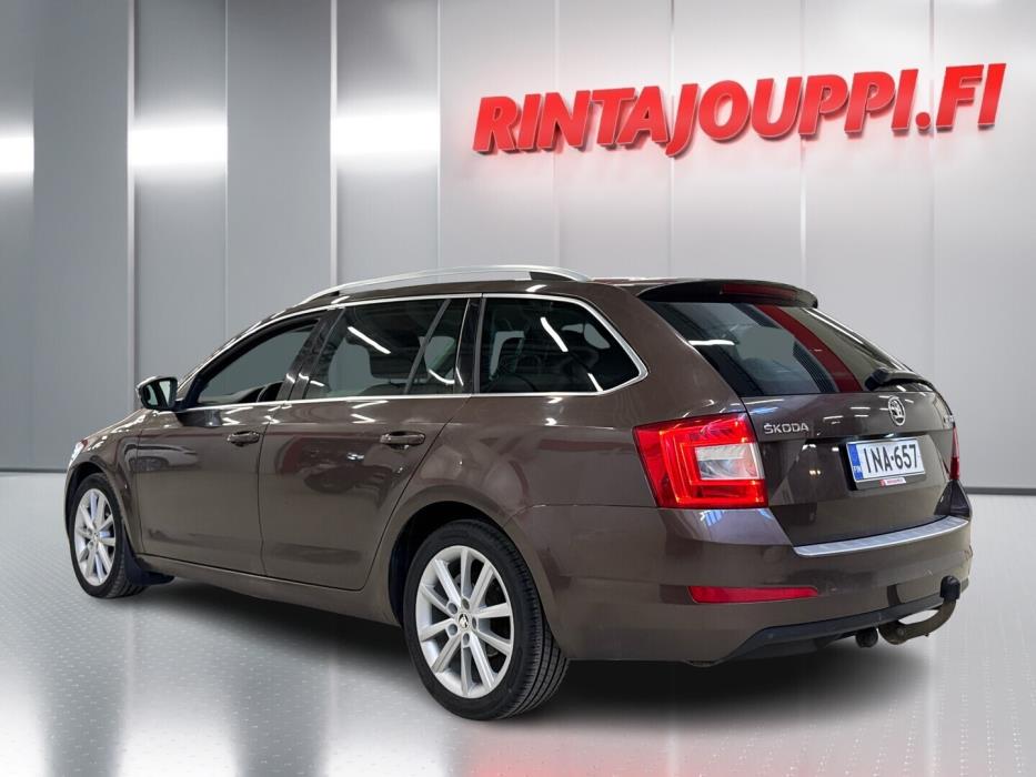 SKODA Octavia 2014
