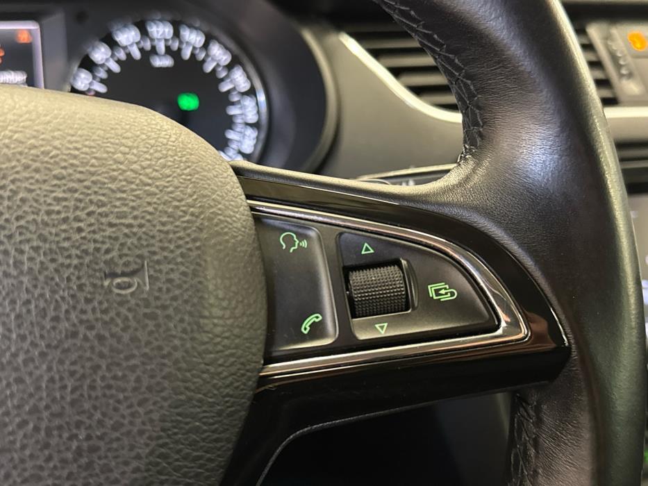 SKODA Octavia 2014