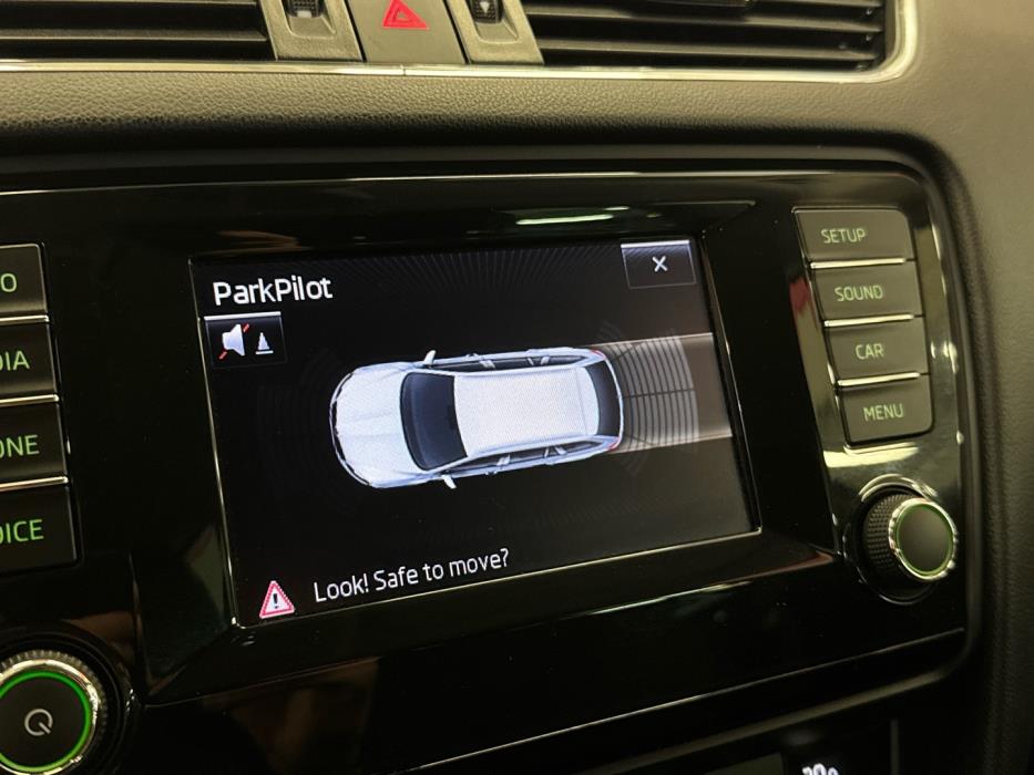SKODA Octavia 2014