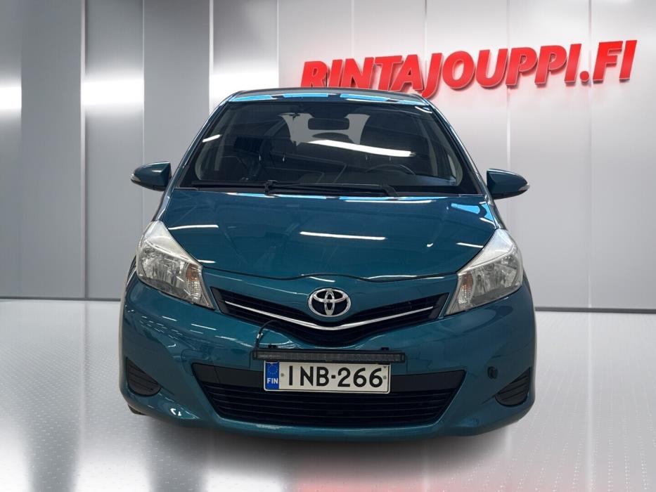 TOYOTA Yaris 2014
