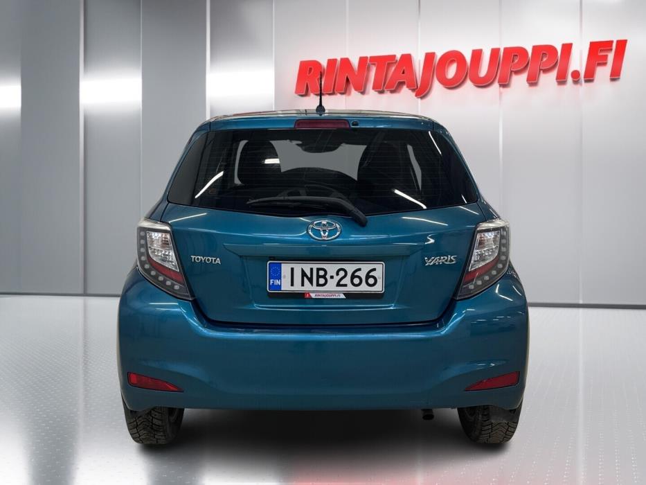 TOYOTA Yaris 2014