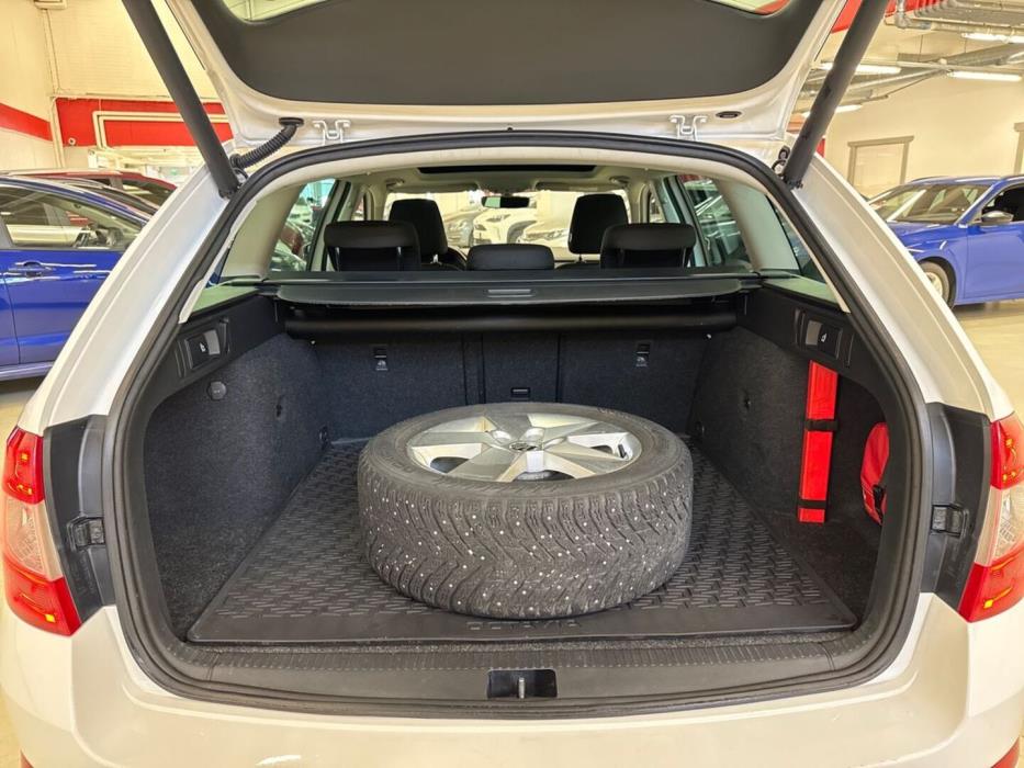 SKODA Octavia 2016