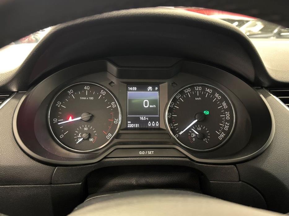 SKODA Octavia 2016