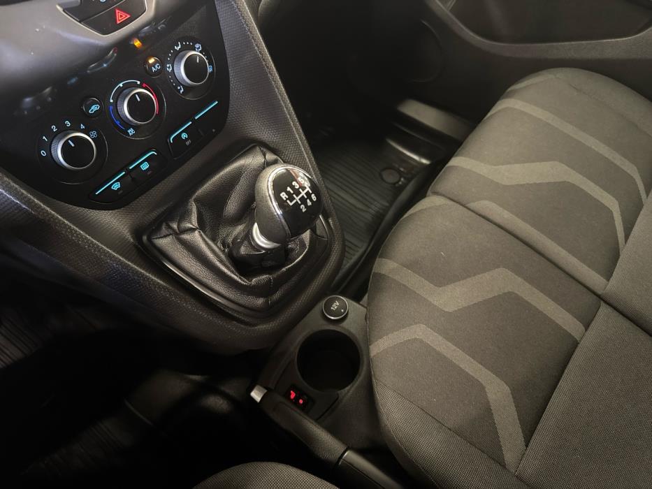 FORD Transit Connect 2017