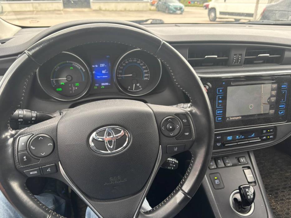 TOYOTA Auris 2018