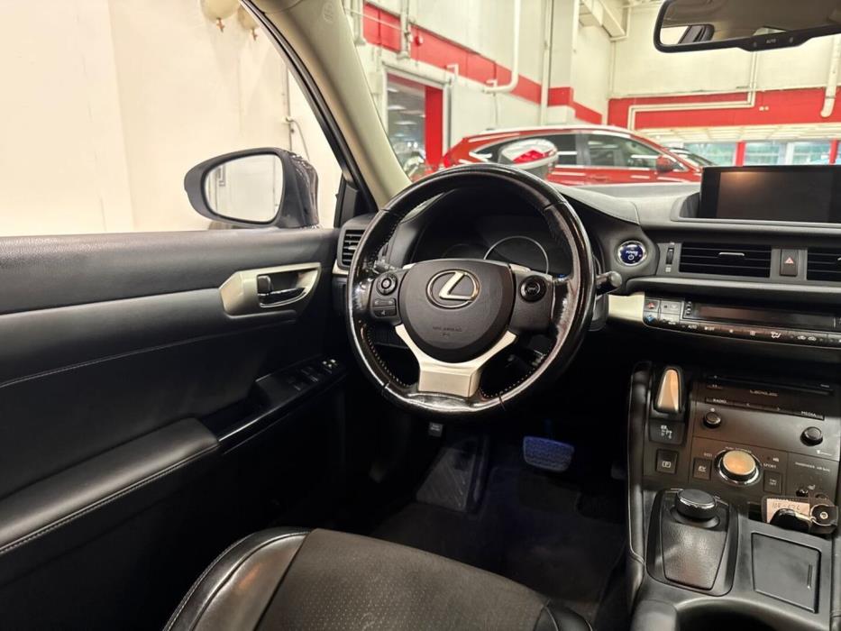 LEXUS CT 2016