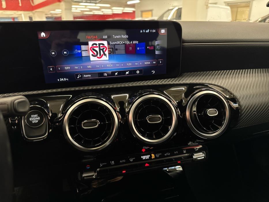 MERCEDES-BENZ A 2021