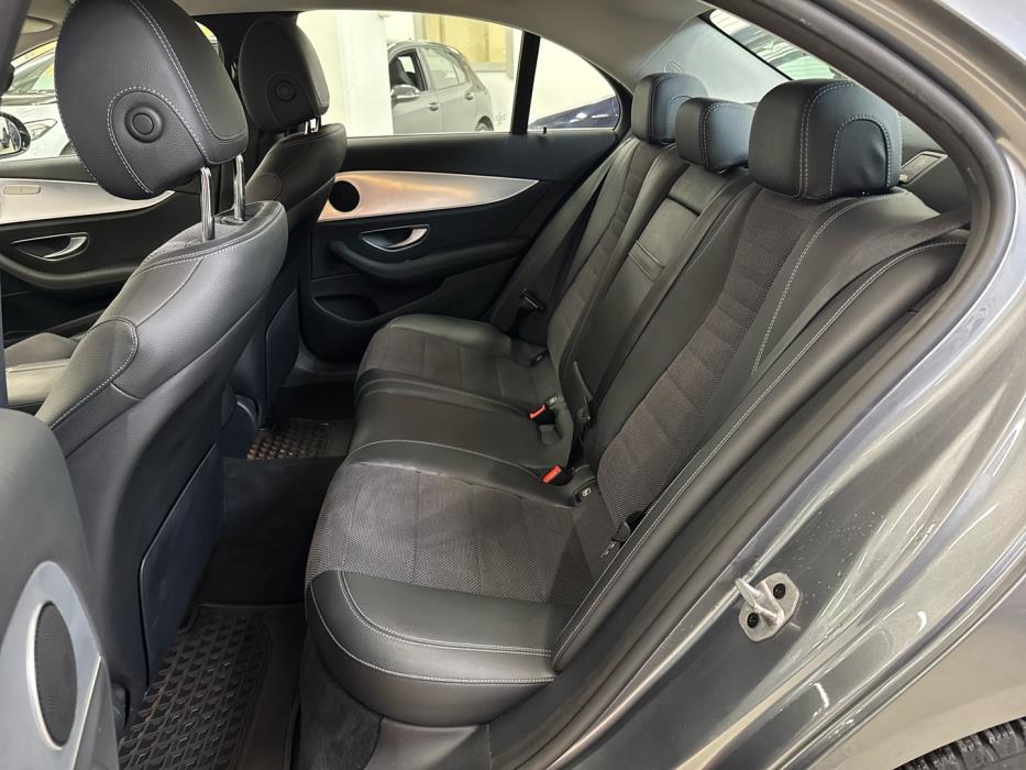 MERCEDES-BENZ E 2020