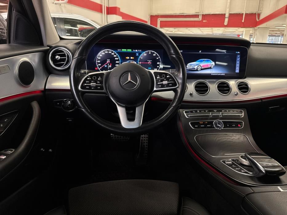 MERCEDES-BENZ E 2020
