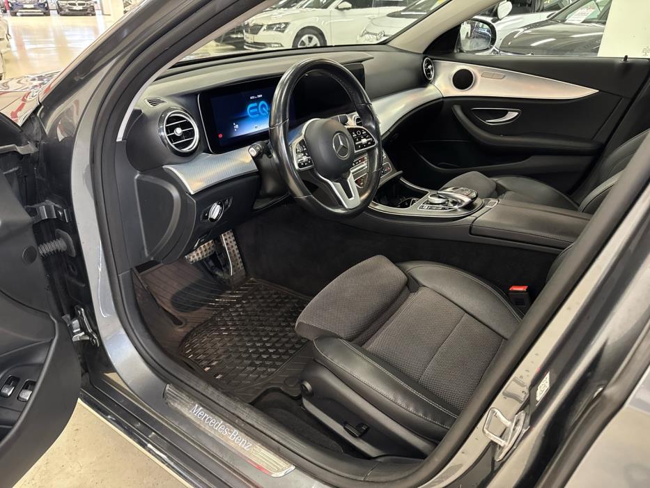 MERCEDES-BENZ E 2020